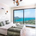Sato-hill * Kalkan