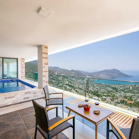 şato-hill Kalkan